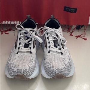 Brooks Women's Glycerin StealthFit 21 Running Shoes.